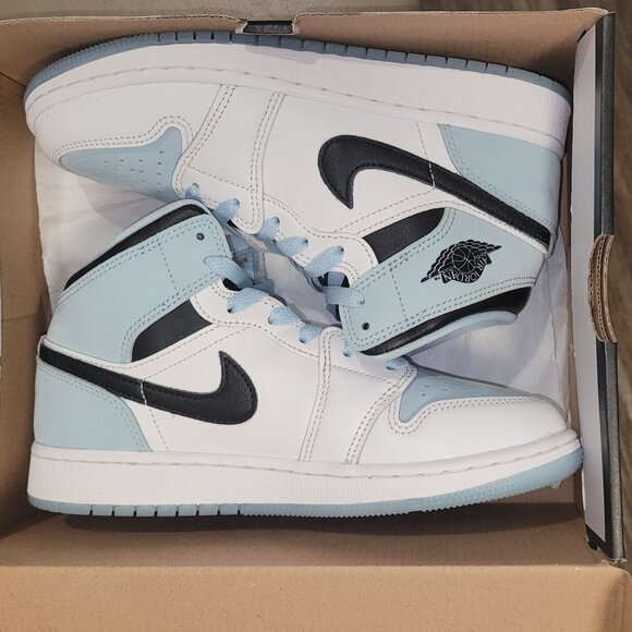 Boys Air Jordan Mid SE GS White/Ice Blue Shoes Size